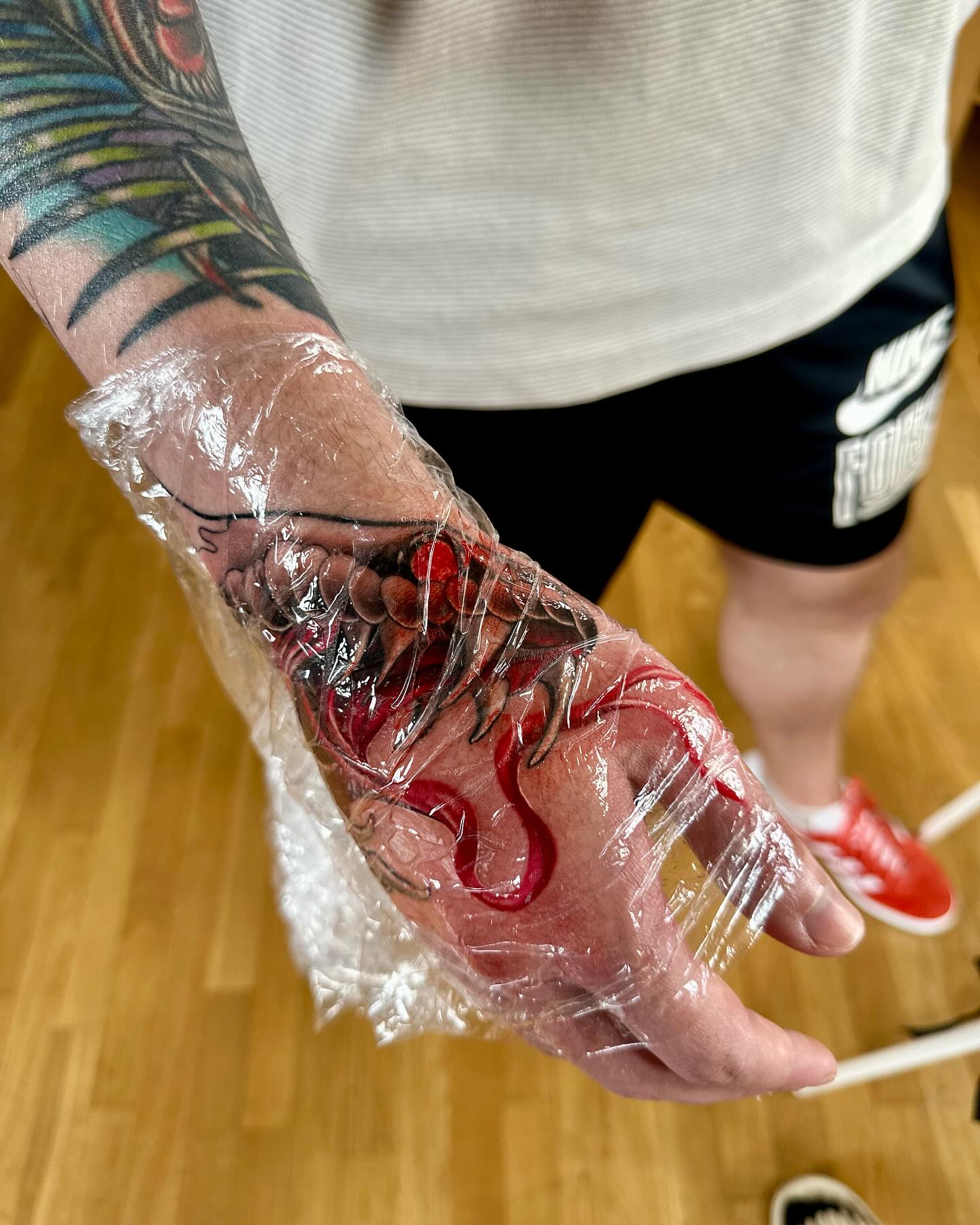 Авторська робота AKULA TATTOO