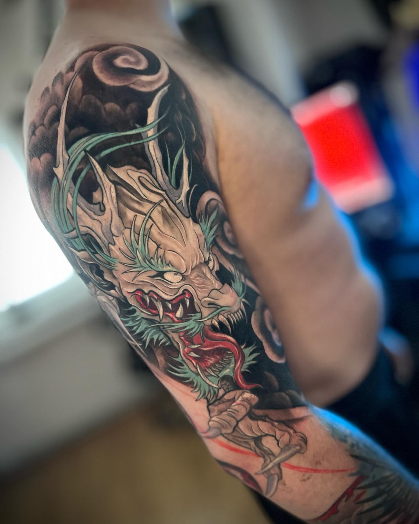 Авторська робота AKULA TATTOO