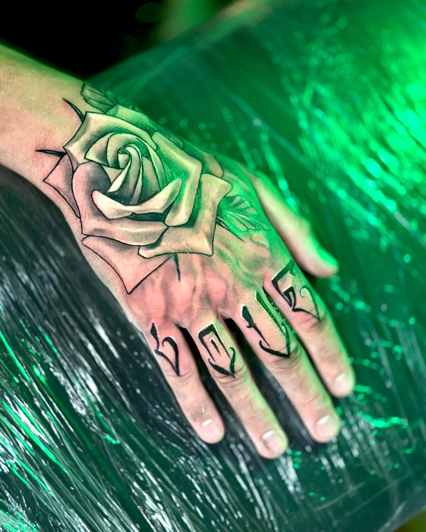 Авторська робота AKULA TATTOO