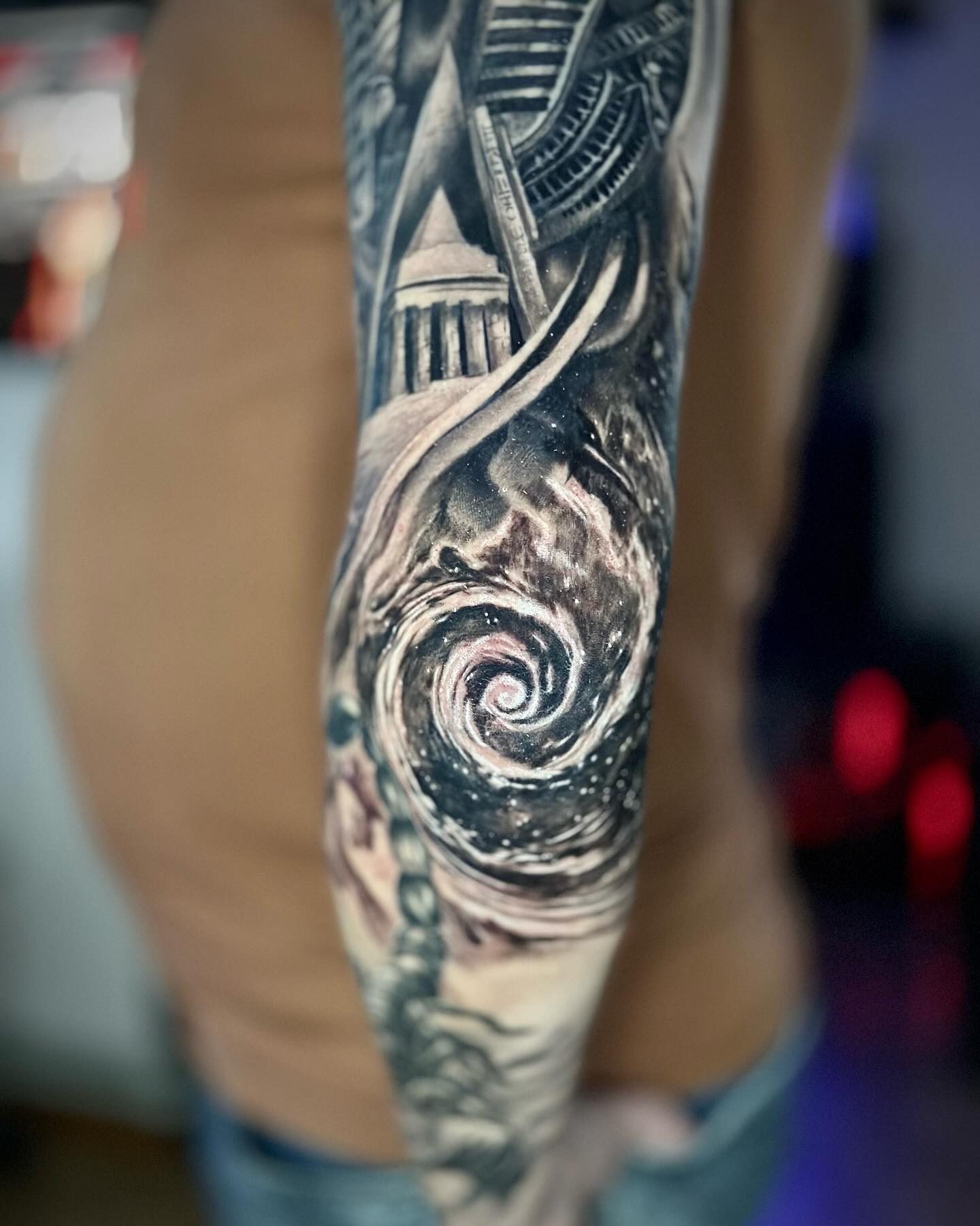 Авторська робота AKULA TATTOO